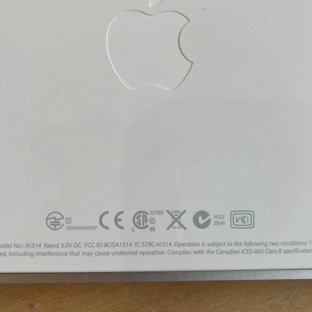 Apple Silver Bluetooth Wireless Keyboard A1314